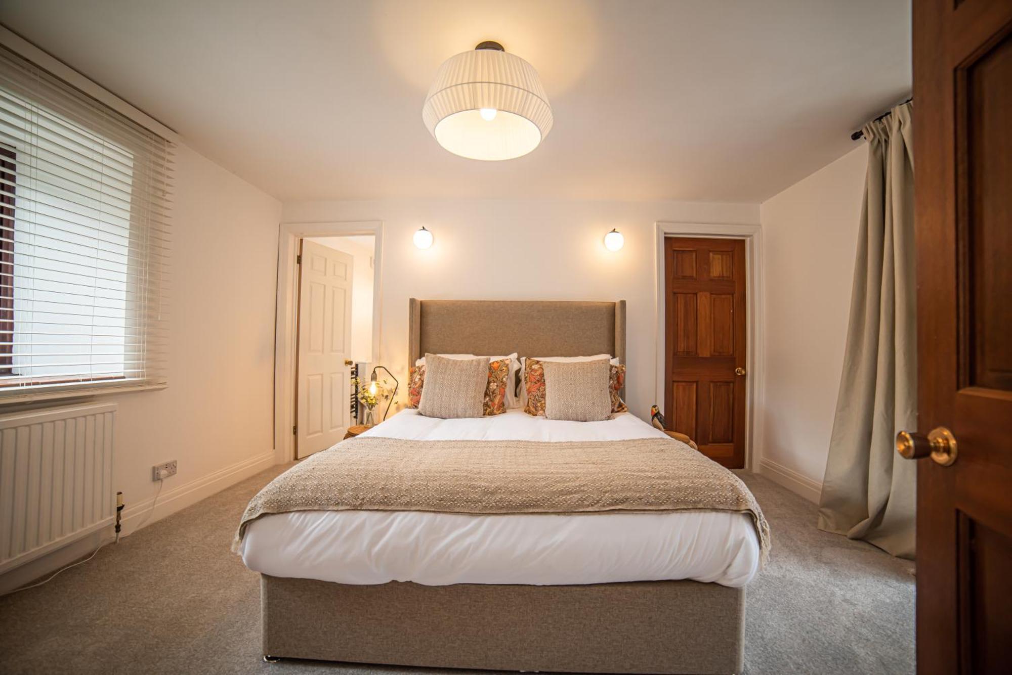 Timber Hill - Parkfields Holiday home